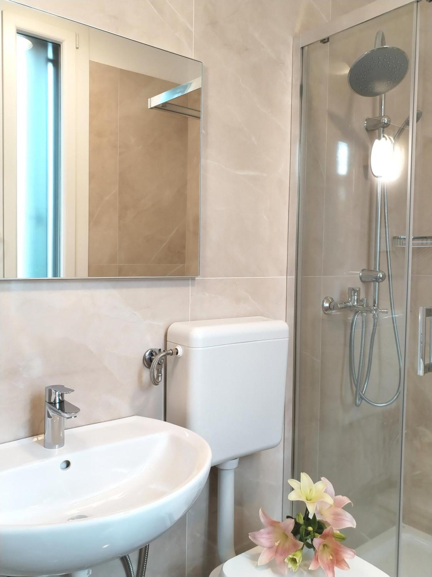 Arcobaleno Rooms Mestre-Venezia Luaran gambar
